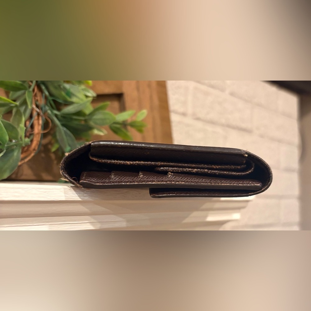 Authentic Vintage Louis Vuitton Damier Wallet - Picture 13 of 14